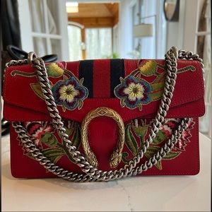 Gucci Dionysus red leather and embroidery. Larger size. Never worn.